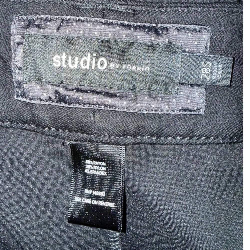 Studio by Torrid Stretch Ponte Dress Pants Size 28 Short in Black - Picture 7 of 7
